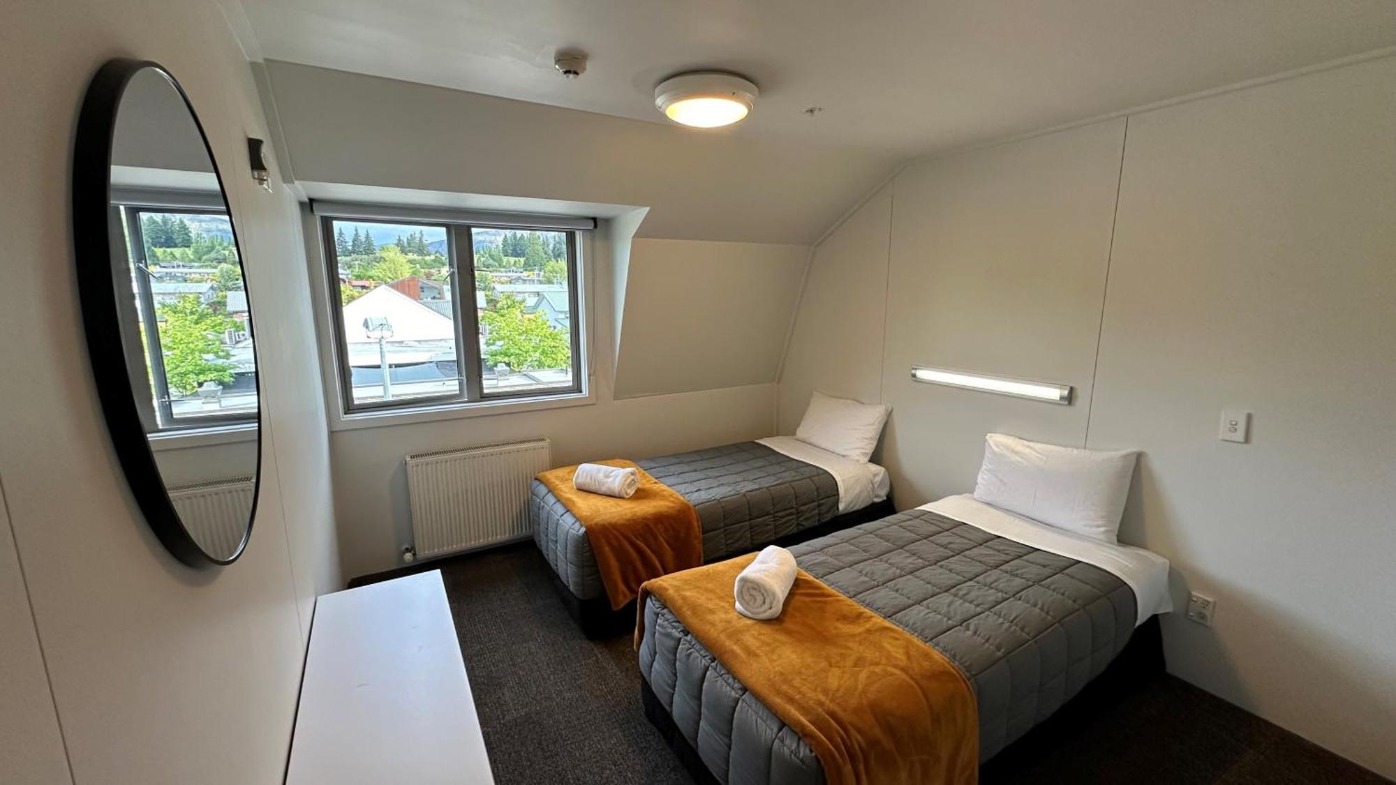 The Brownston Hostel Wanaka Ngoại thất bức ảnh